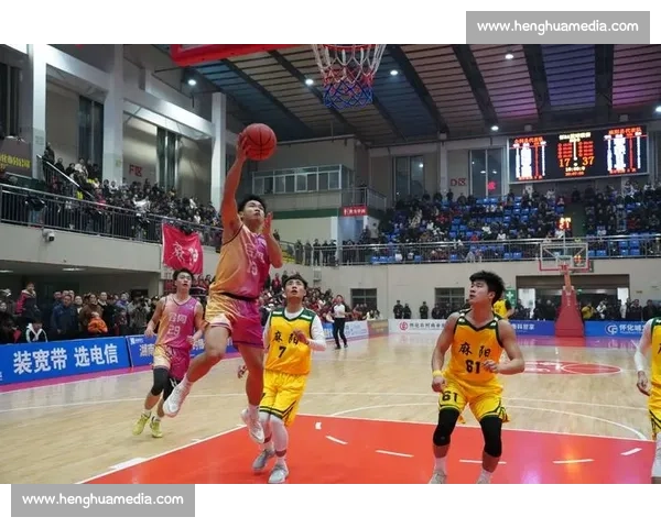 潍坊精彩篮球对决激烈上演燃动全场观众热情